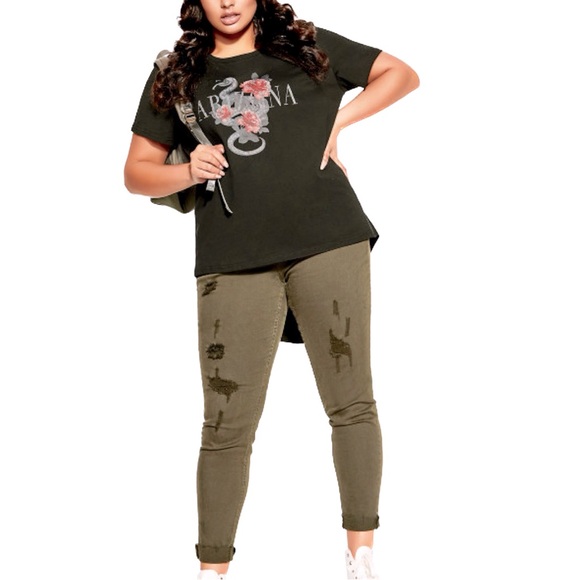 City Chic CCX 16W-24W Hi Lo Black Arizona Rose and Serpent Tee H97.8 - Picture 4 of 8